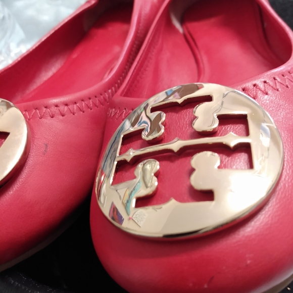 Tori Burch Red Slippers - Picture 10 of 13